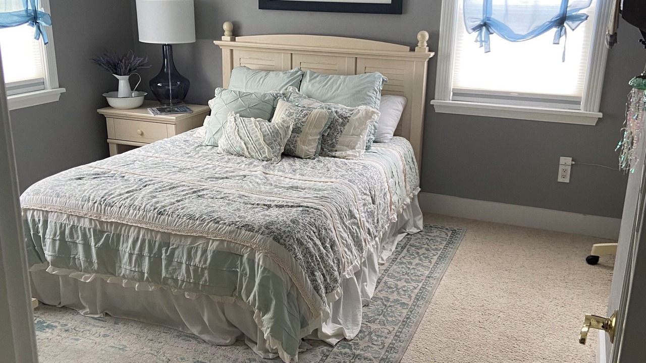 Photo of Bedroom in Vineyard Haven