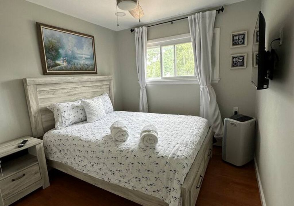Photo of Bedroom in Neptune City
