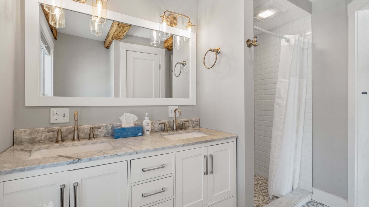 Photo of Bathroom in Boothbay Harbor