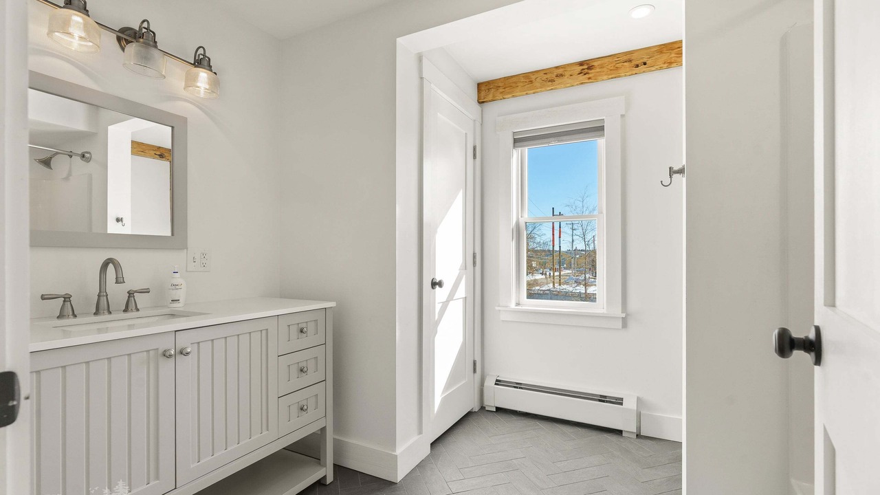 Photo of Bathroom in Boothbay Harbor