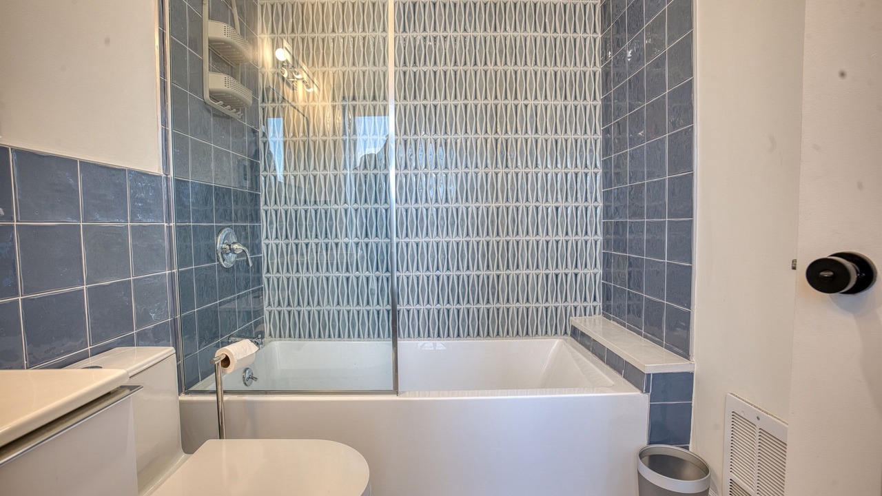 Photo of Bathroom in Bedford-Stuyvesant