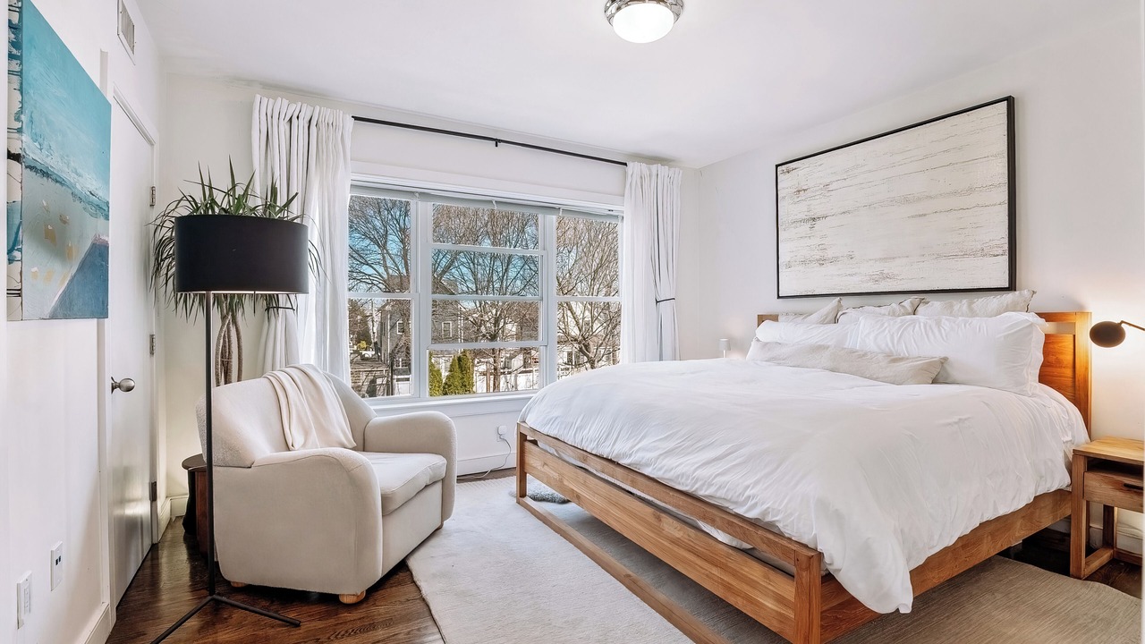 Photo of Bedroom in Somerville