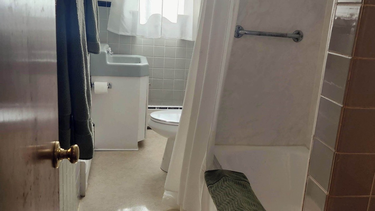 Photo of Bathroom in Lenox