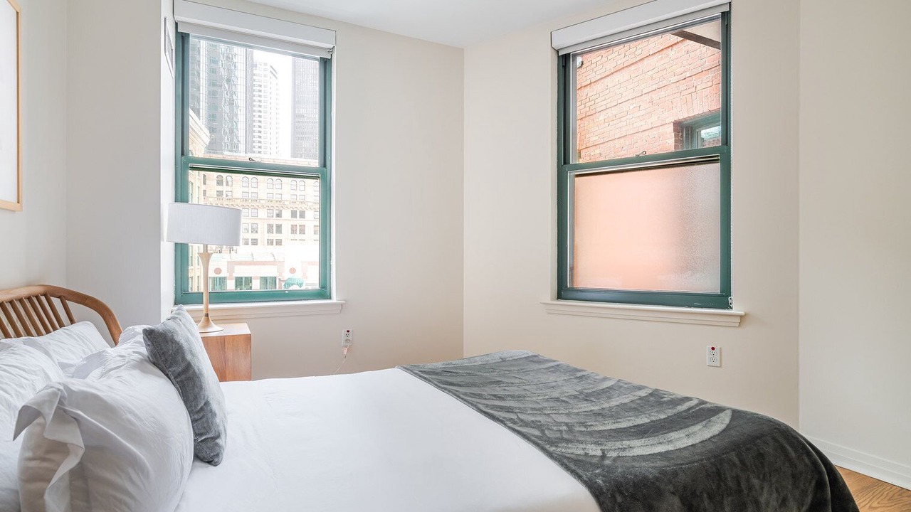 Photo of Bedroom in Downtown Boston