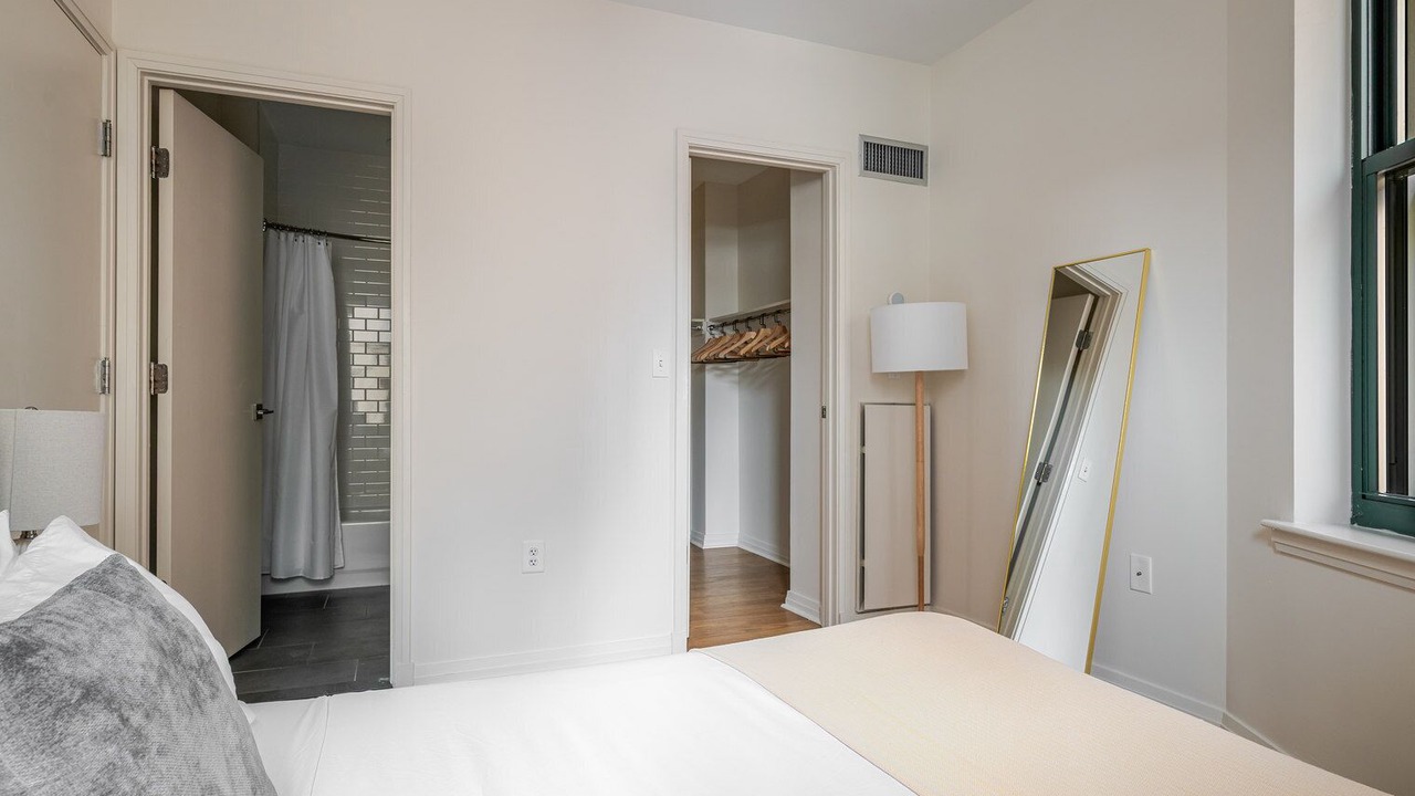 Photo of Bedroom in Downtown Boston