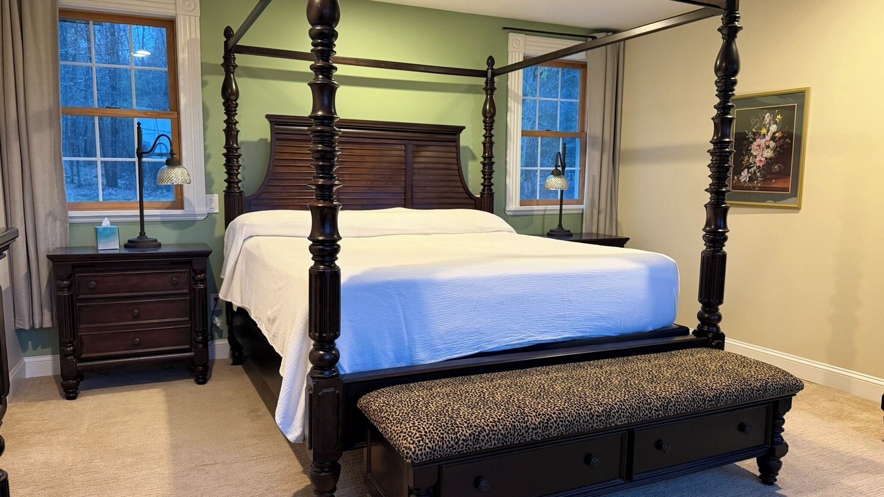Photo of Bedroom in Wolfeboro