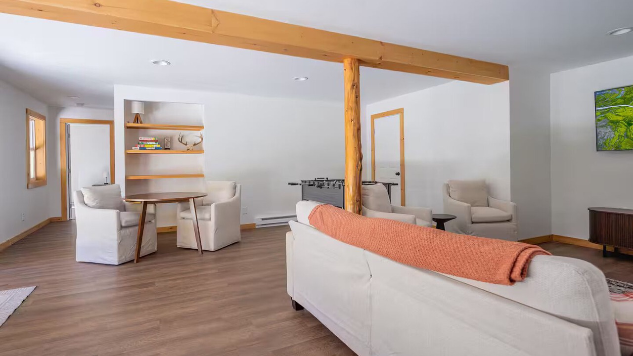 Photo of Livingroom in Jay