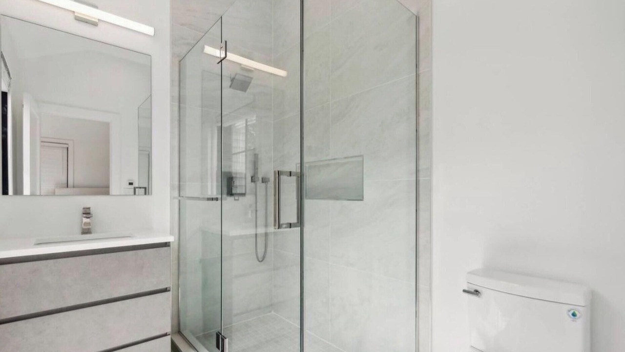 Photo of Bathroom in East Hampton North