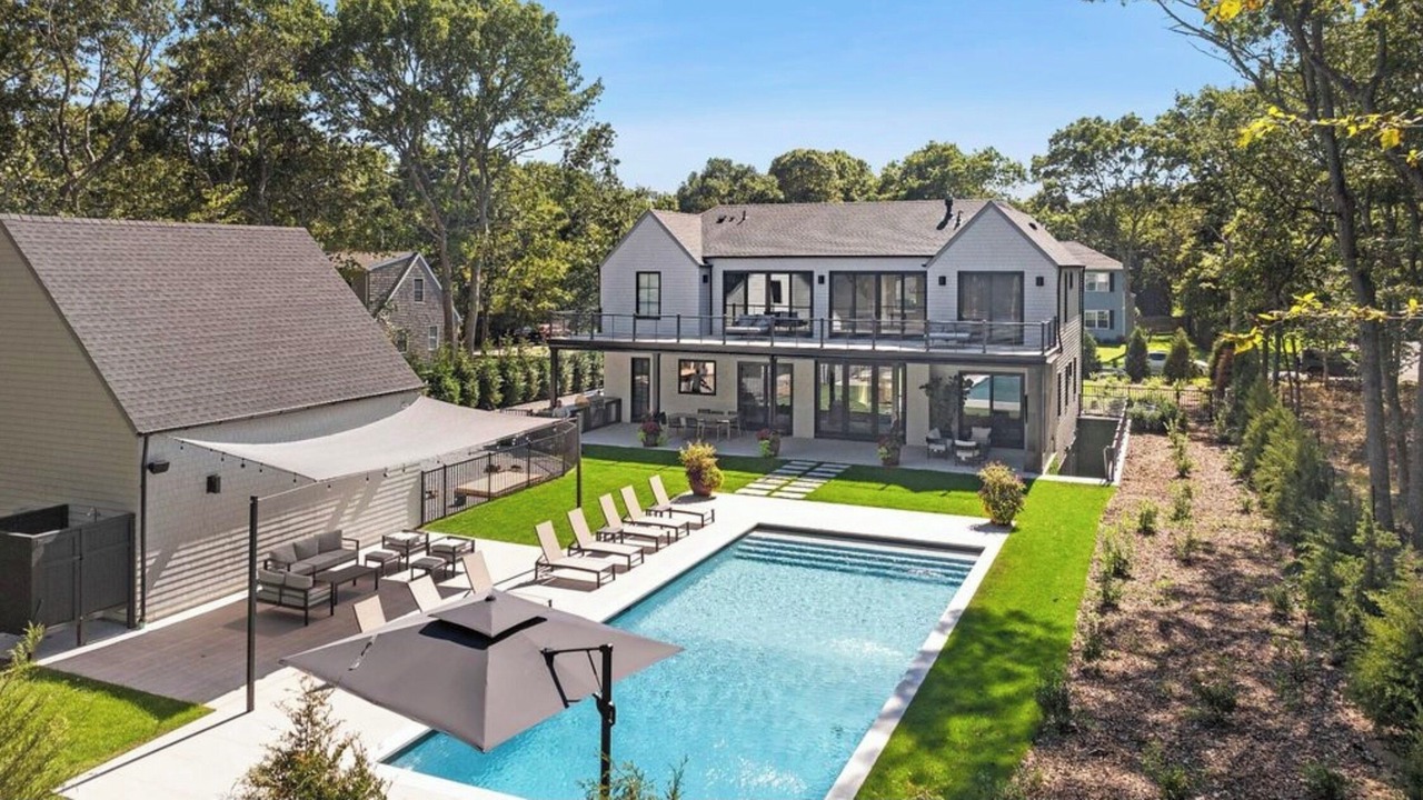 Photo of Outdoor in East Hampton North