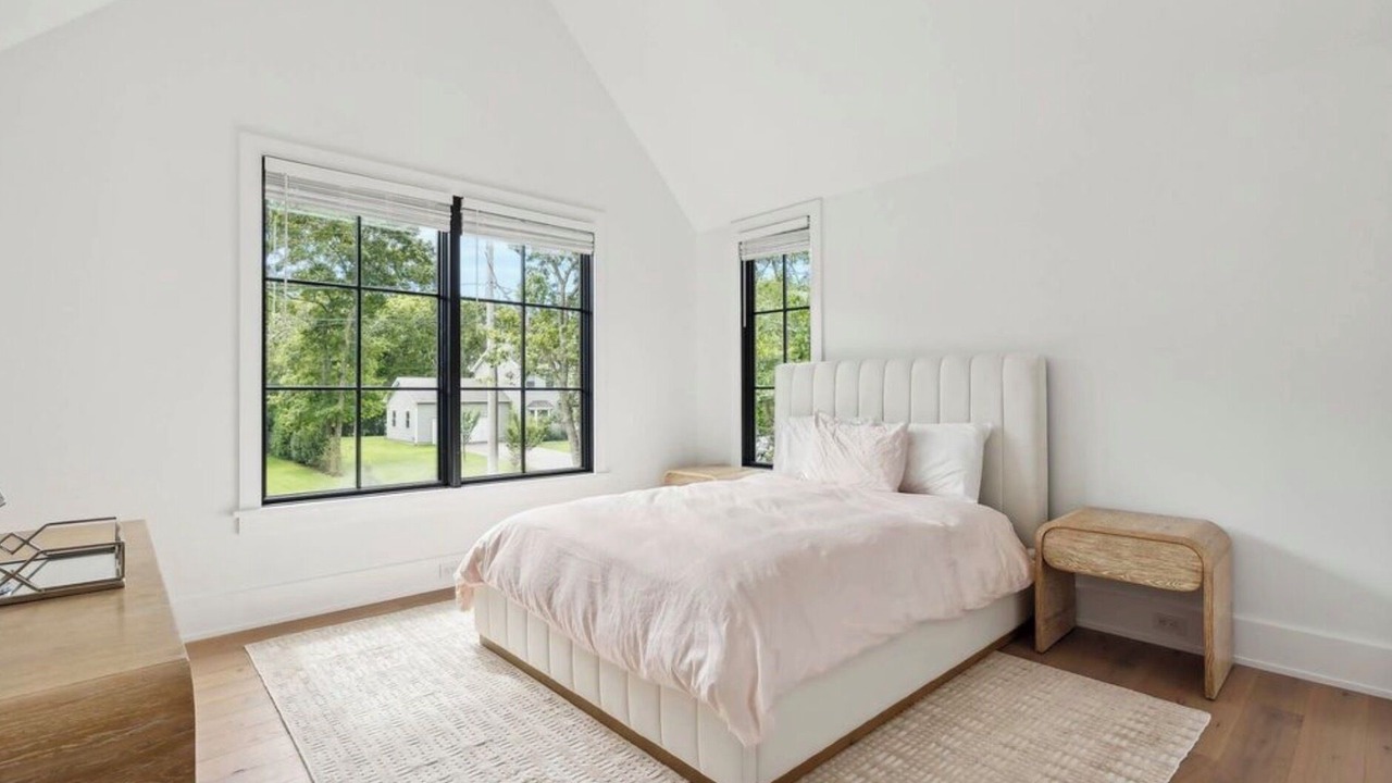 Photo of Bedroom in East Hampton North