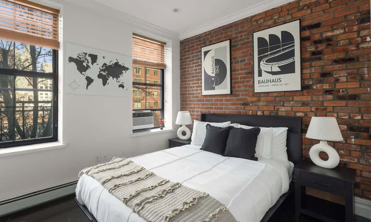Photo of Bedroom in Midtown West