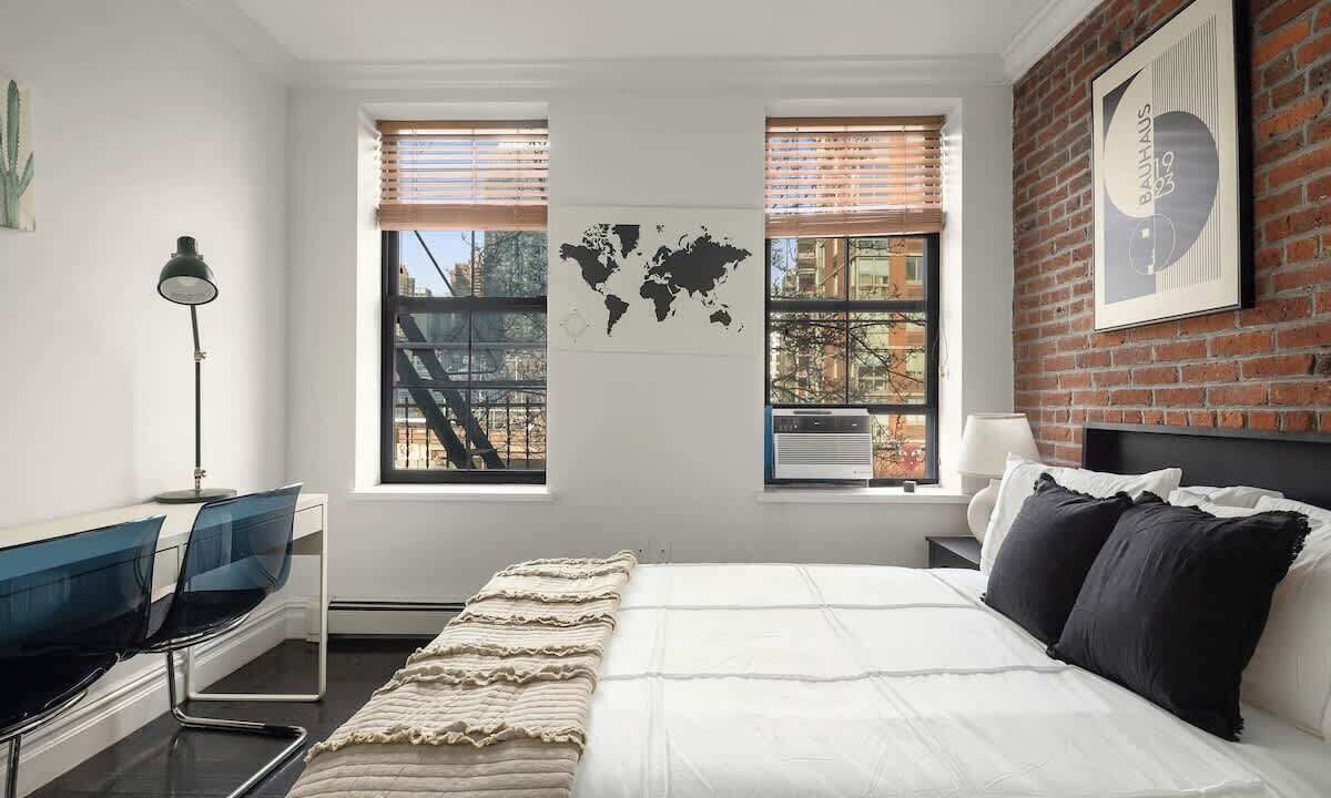 Photo of Bedroom in Midtown West