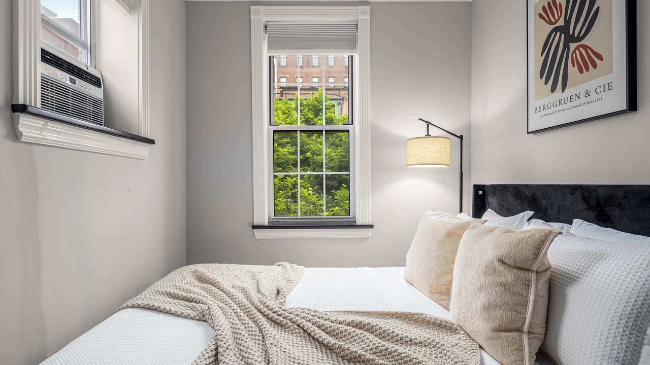 Photo of Bedroom in Kips Bay