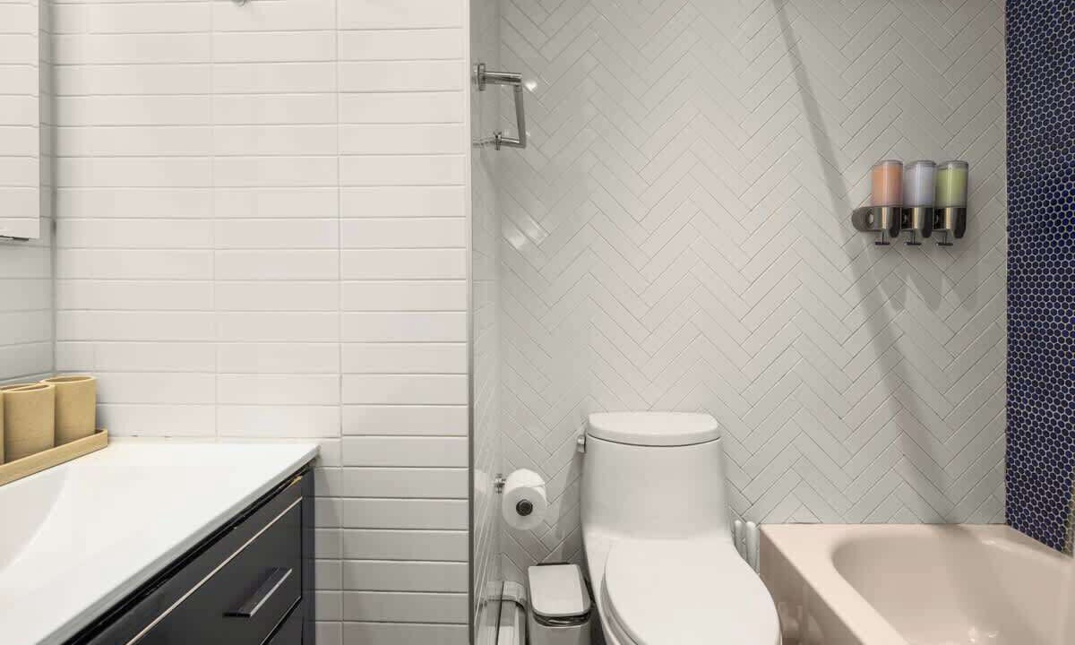 Photo of Bathroom in Midtown West