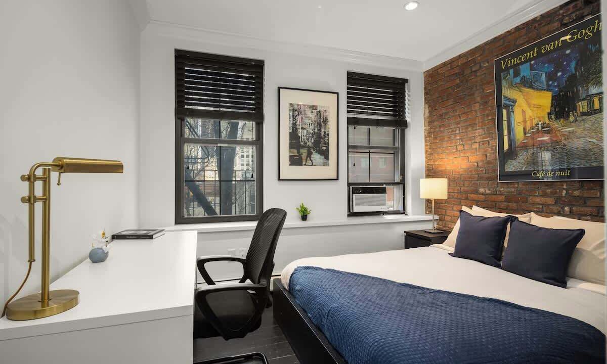 Photo of Bedroom in Midtown West