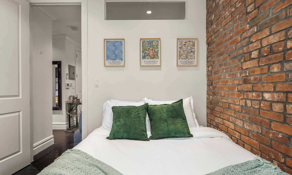 Photo of Bedroom in Midtown West