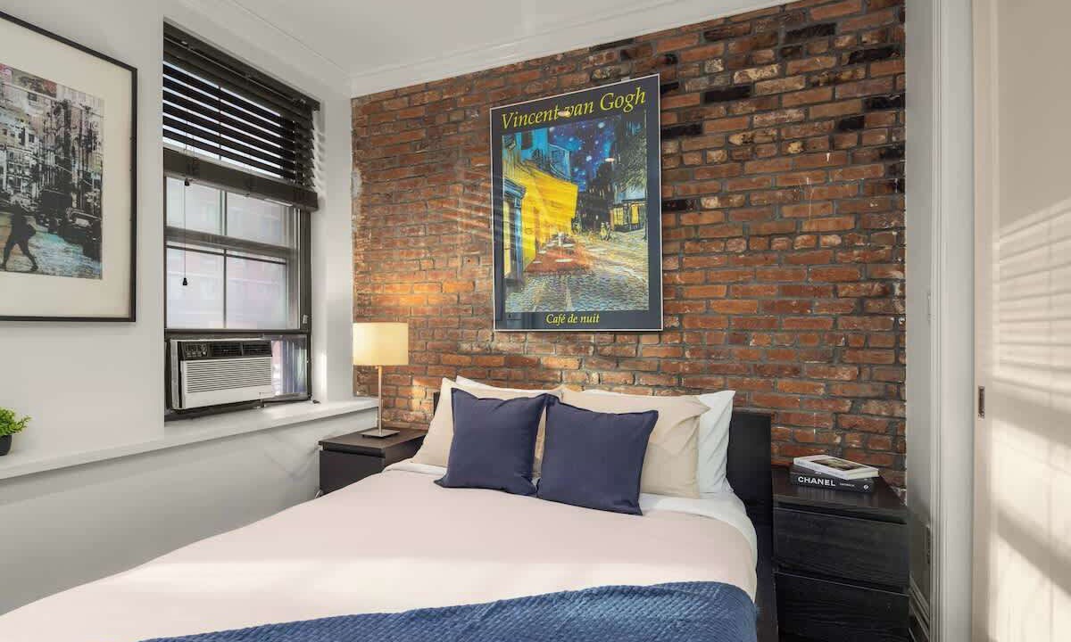 Photo of Bedroom in Midtown West