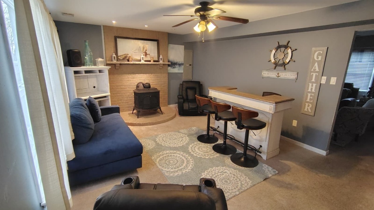 Photo of Livingroom in Mystic Island