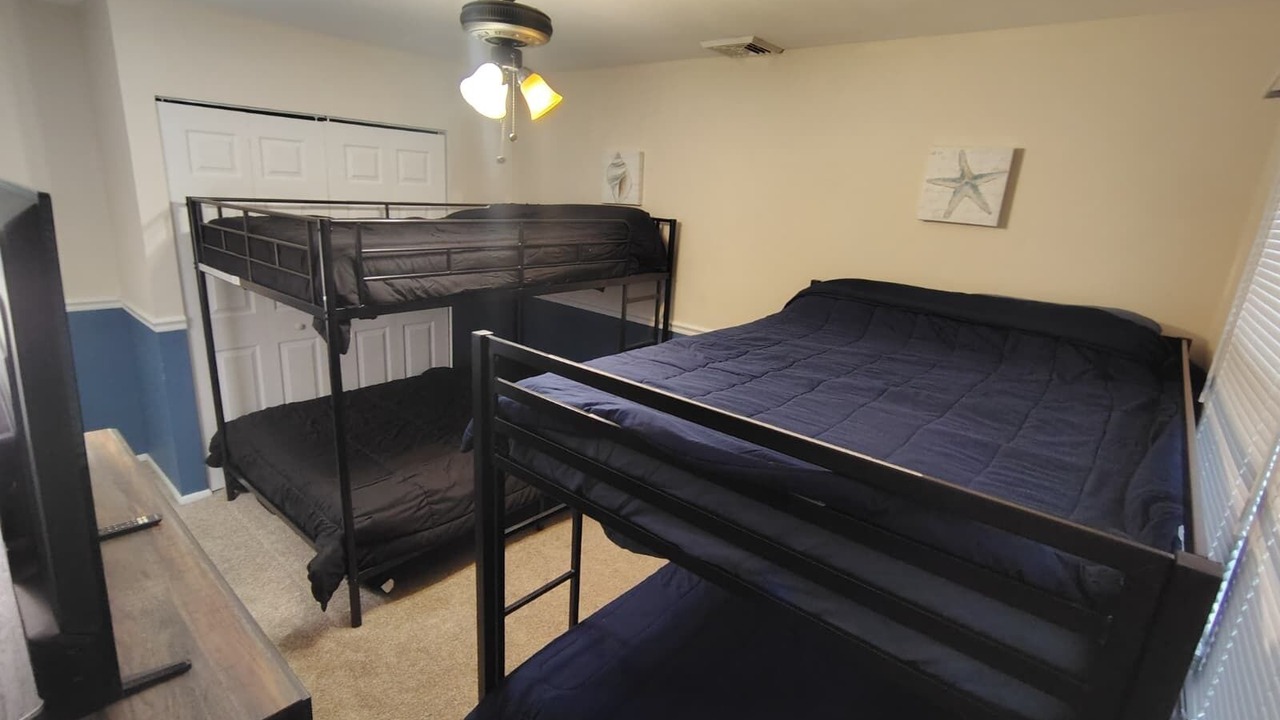 Photo of Bedroom in Mystic Island