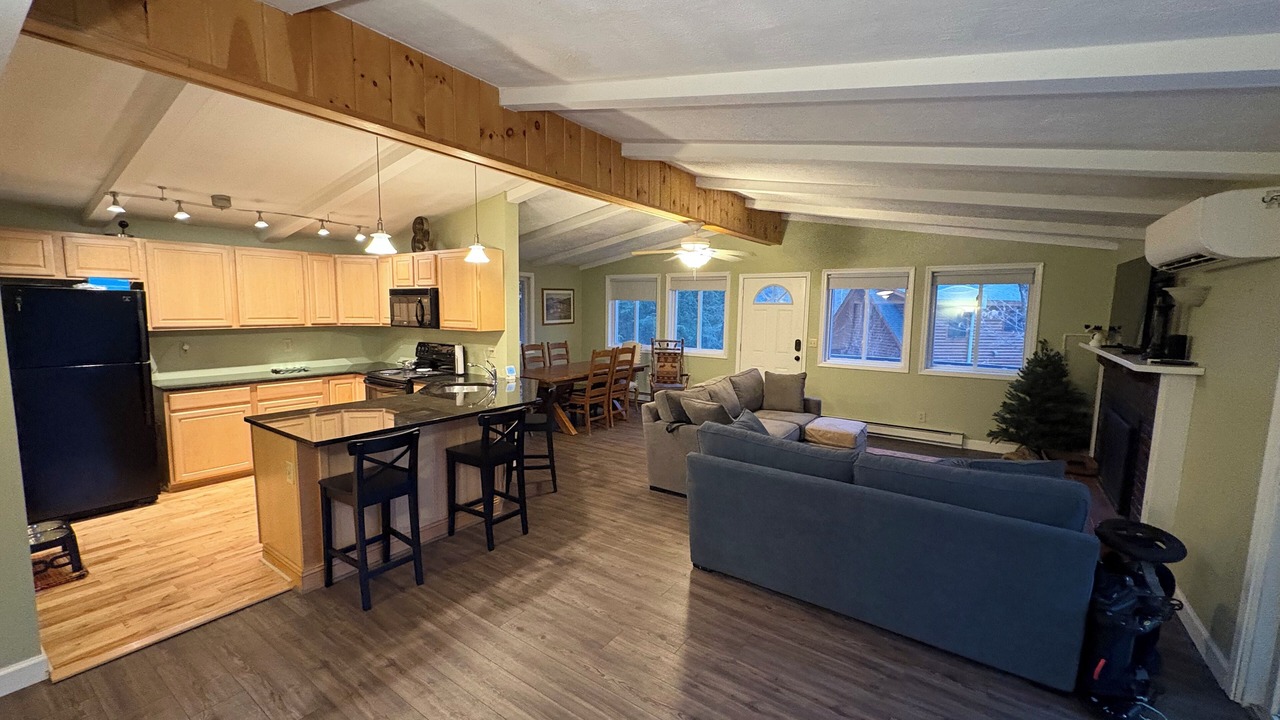 Photo of Livingroom in Intervale