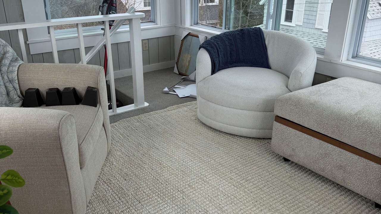 Photo of Livingroom in Mid-Coast and Islands