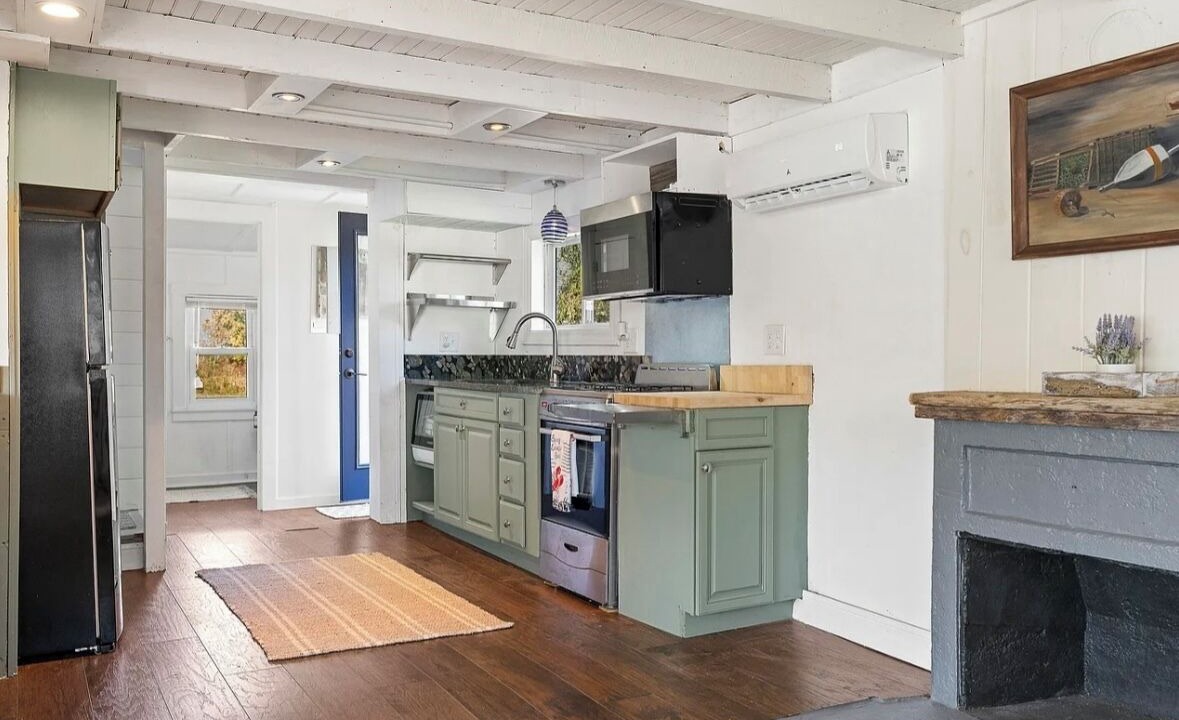 Photo of Kitchen in Mid-Coast and Islands