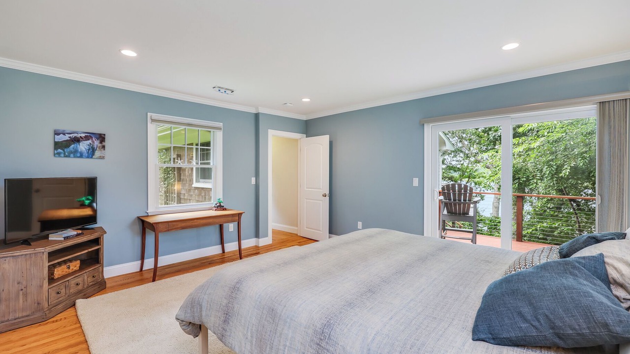 Photo of Bedroom in Cotuit