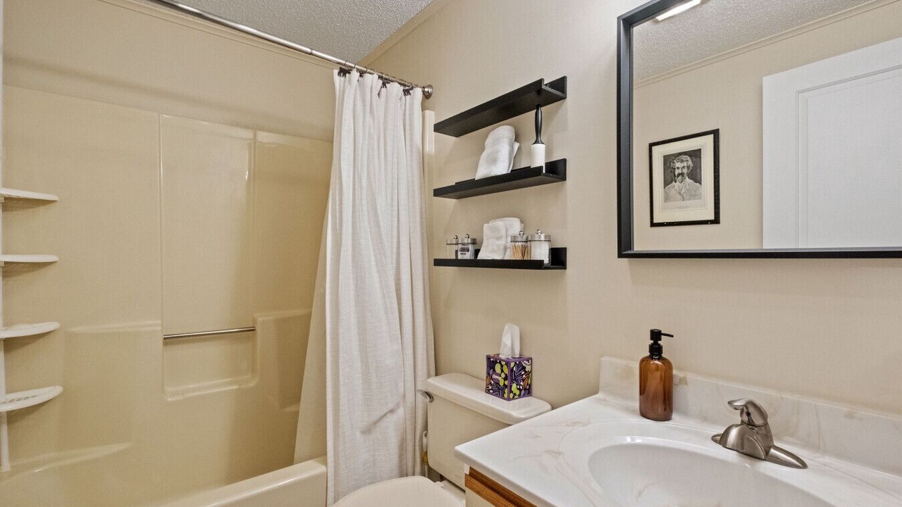 Photo of Bathroom in Wardsboro