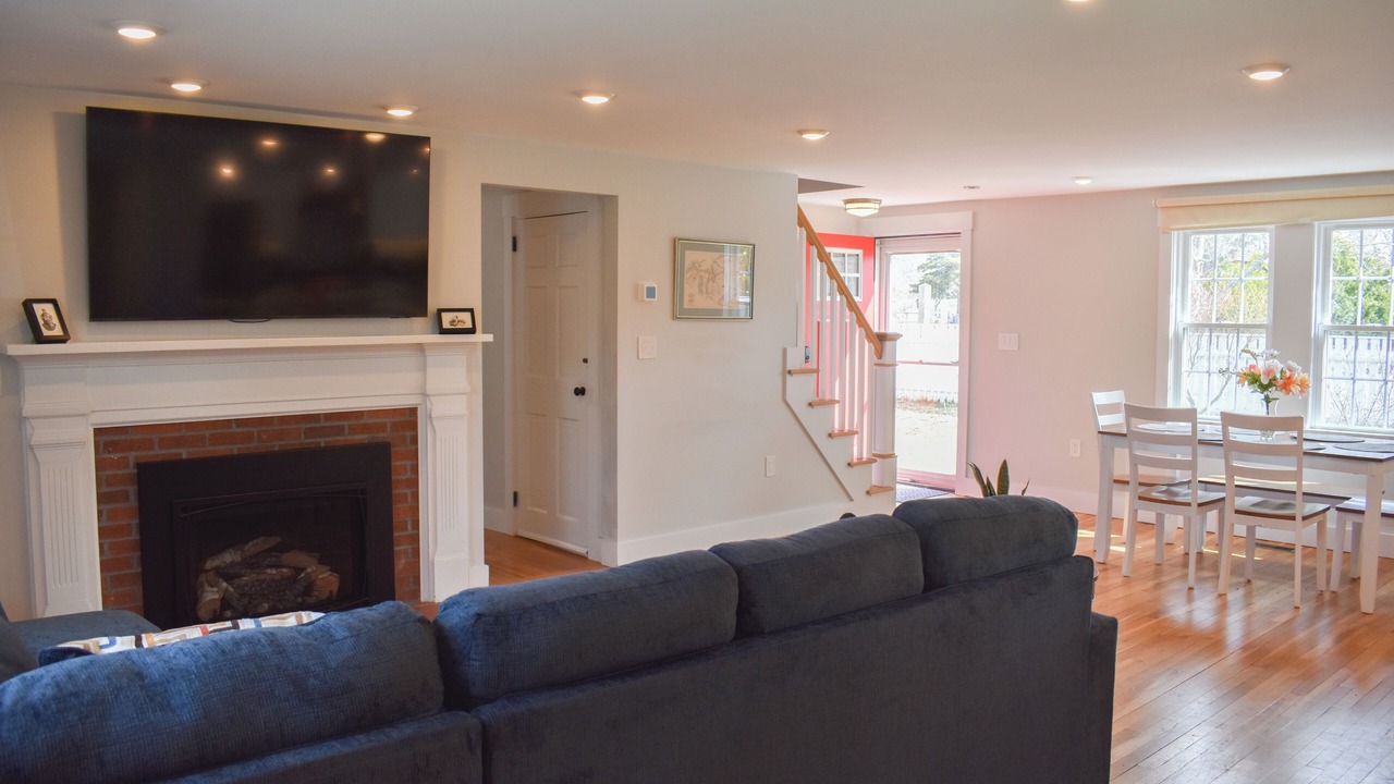 Photo of Livingroom in West Dennis