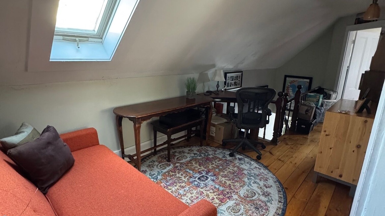 Photo of Livingroom in West End