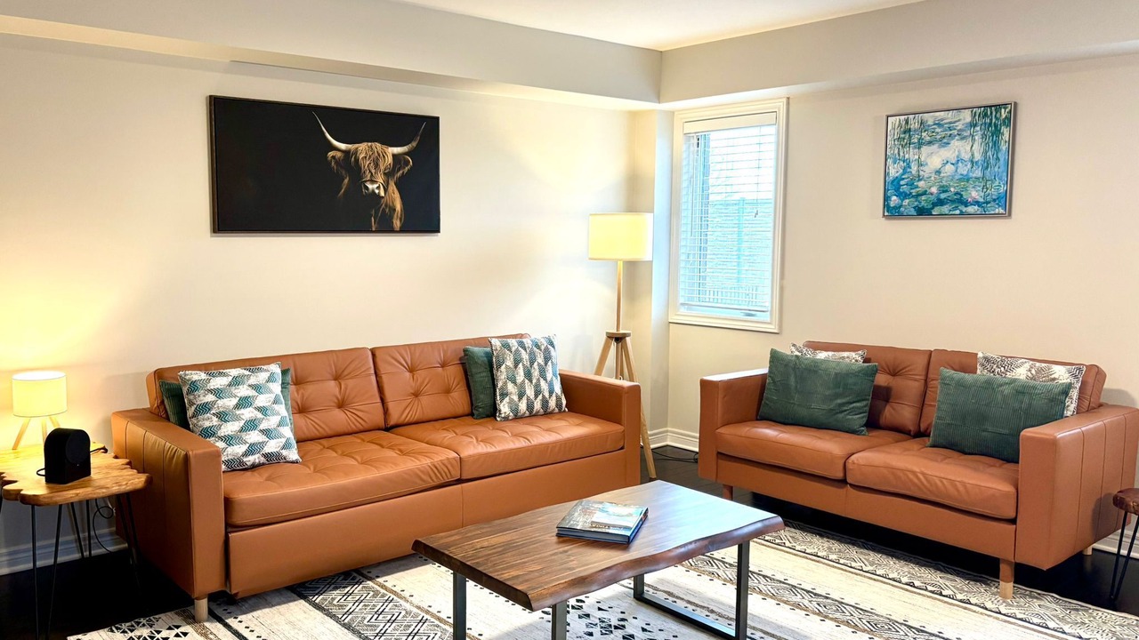 Photo of Livingroom in Niagara Falls