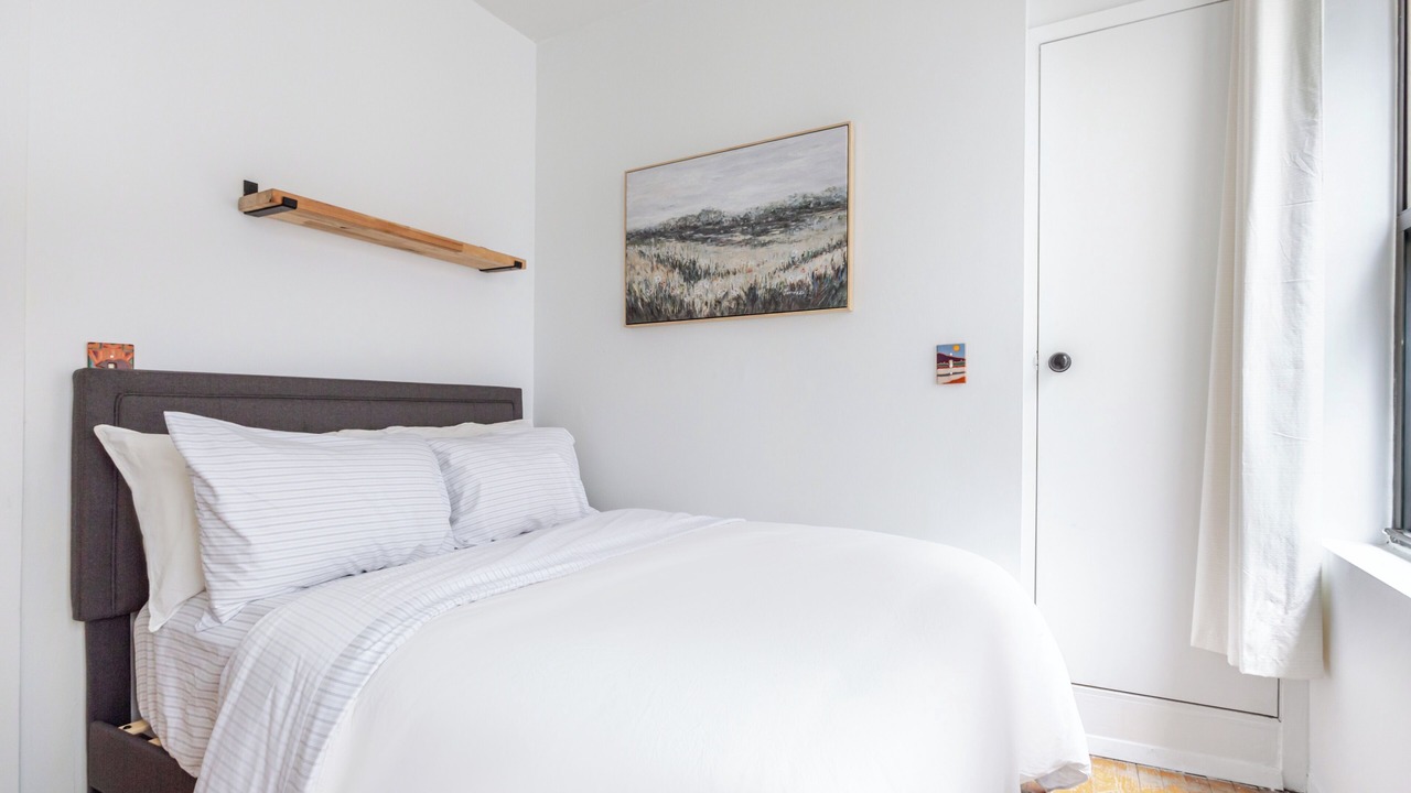 Photo of Bedroom in Bloomingdale