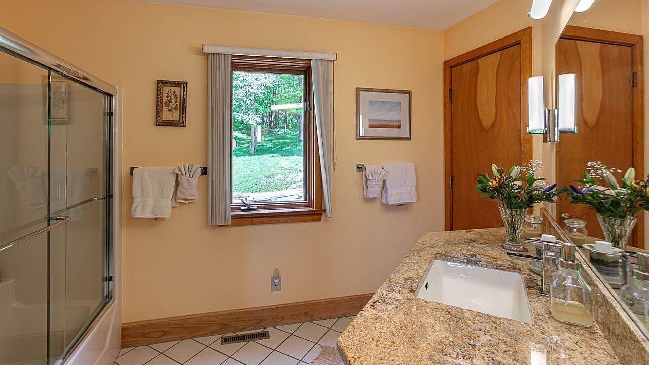 Photo of Bathroom in Stowe Hollow