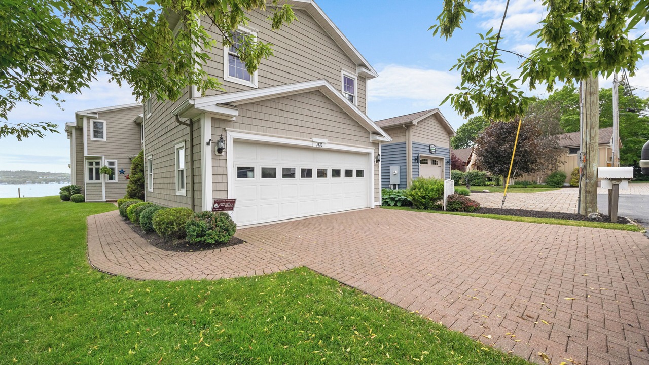 Photo of Outdoor in Canandaigua
