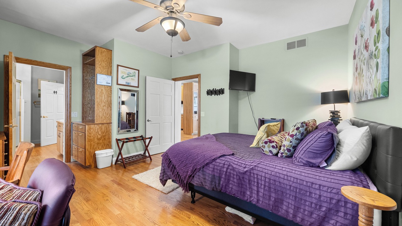 Photo of Bedroom in Canandaigua
