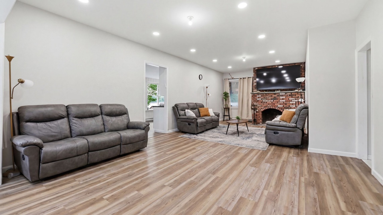 Photo of Livingroom in Swan Lake