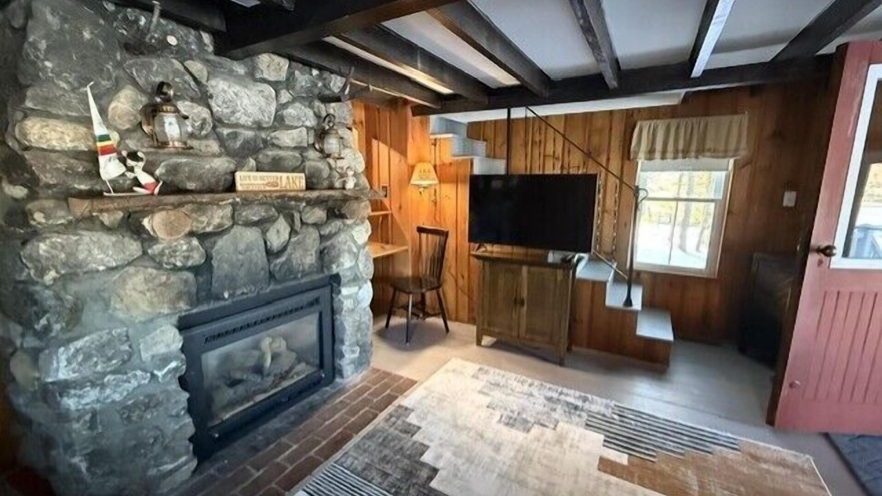 Photo of Livingroom in Lochmere