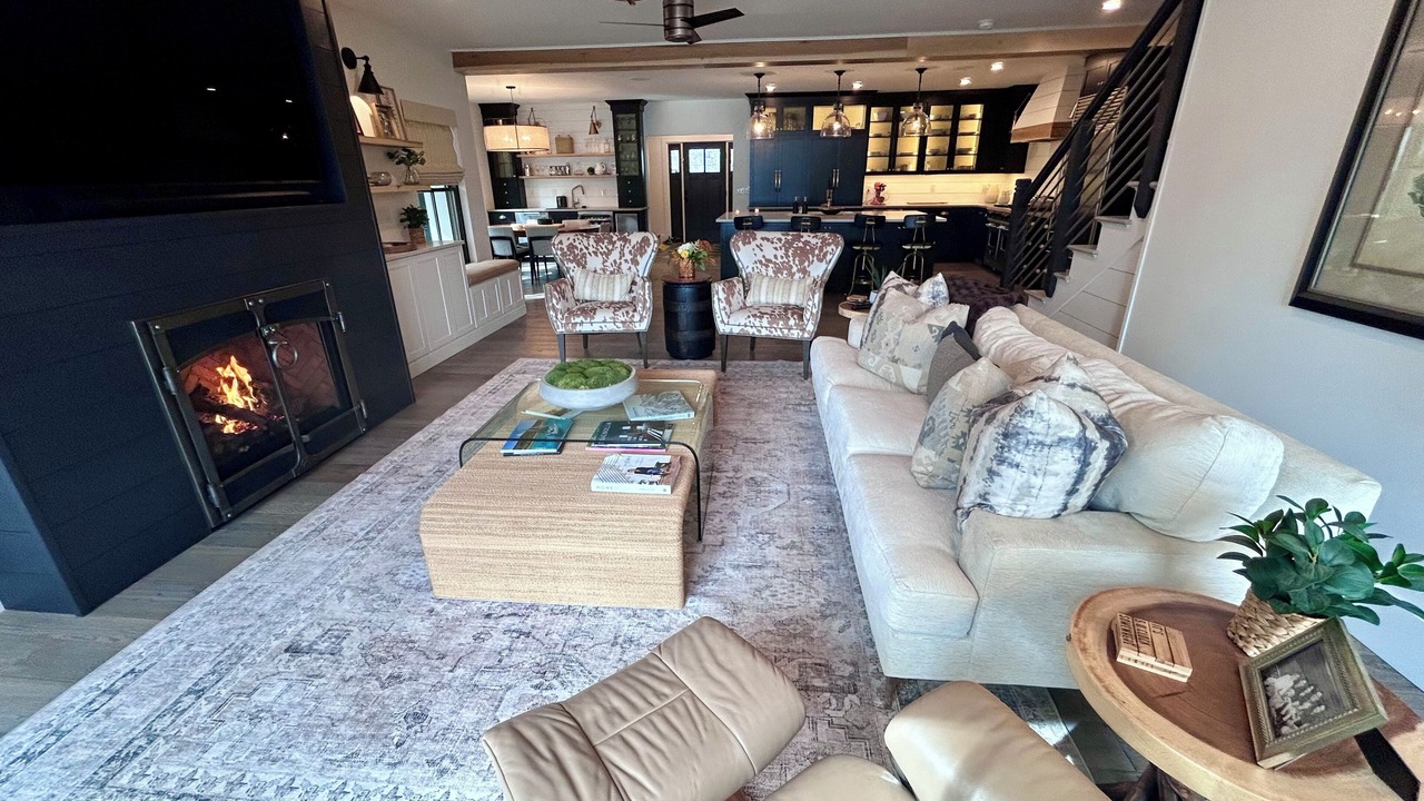 Photo of Livingroom in Bolton Landing