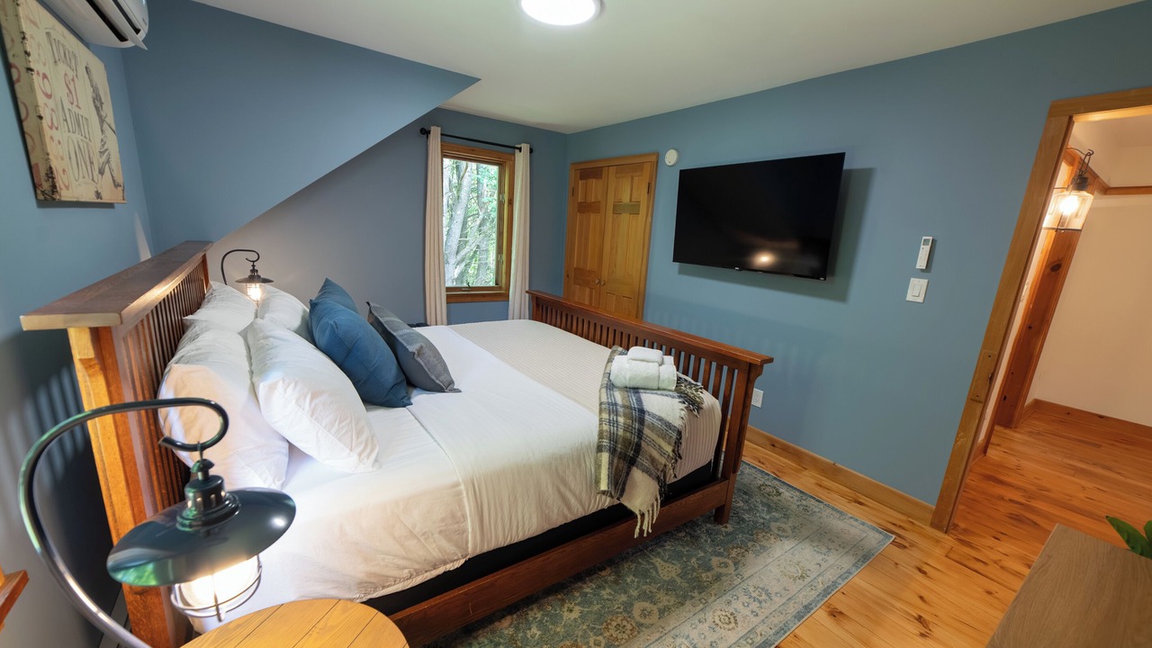 Photo of Bedroom in Cooperstown