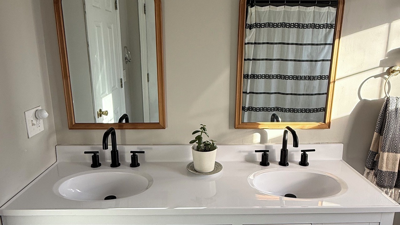 Photo of Bathroom in Charlestown