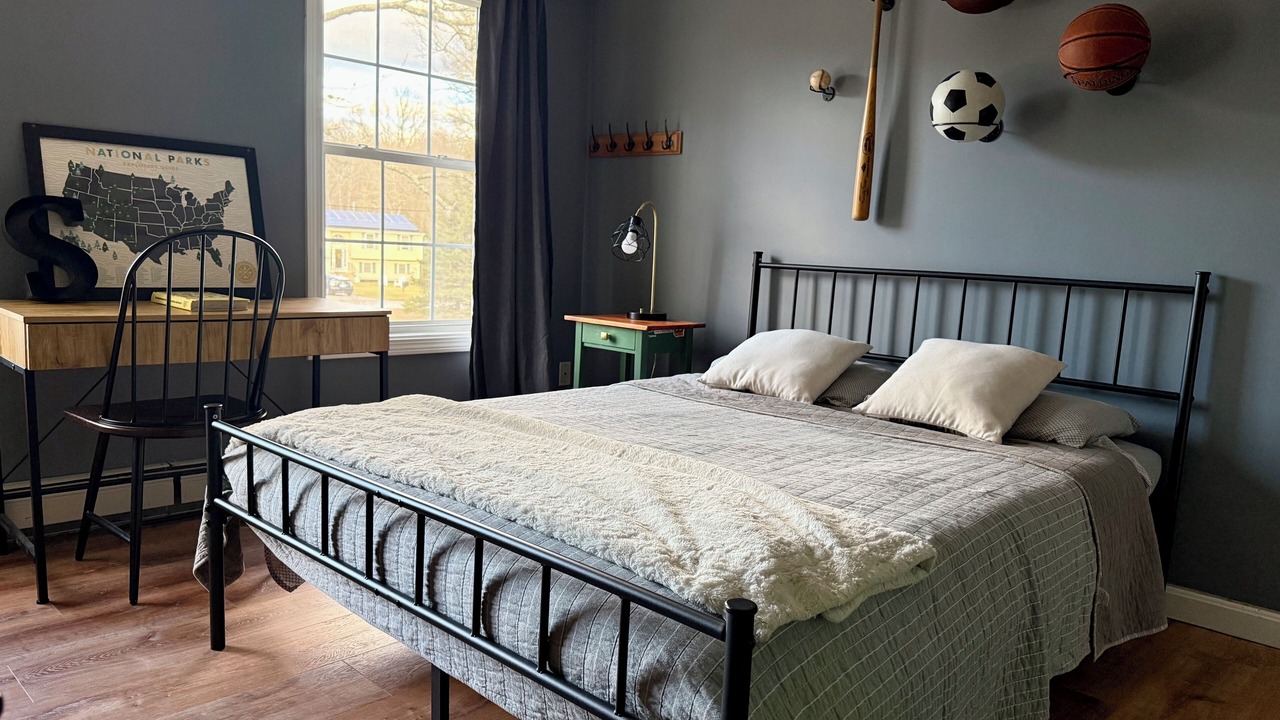 Photo of Bedroom in Charlestown