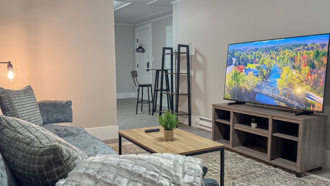 Photo of Livingroom in Concord