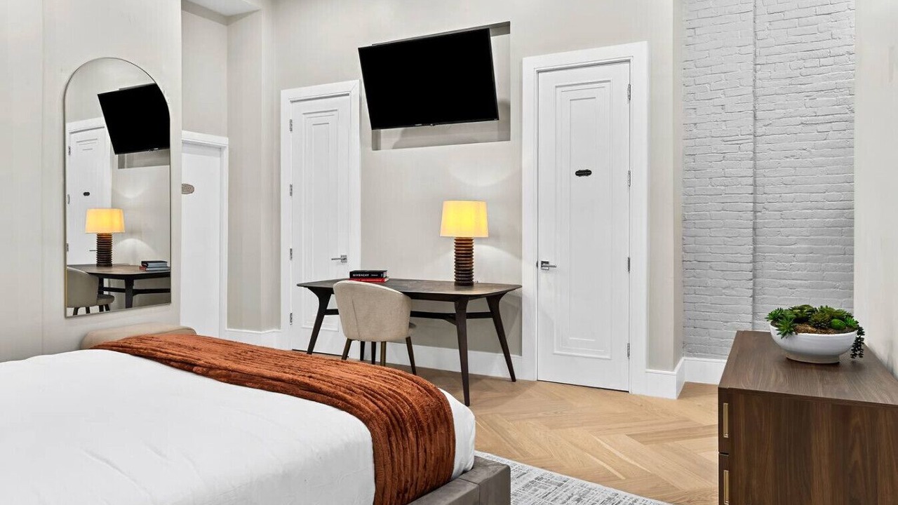 Photo of Bedroom in Downtown Boston
