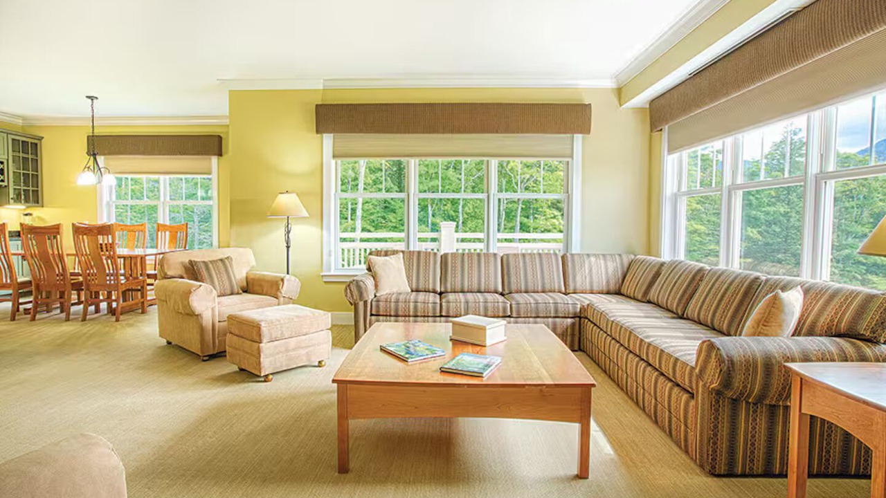 Photo of Livingroom in Jeffersonville