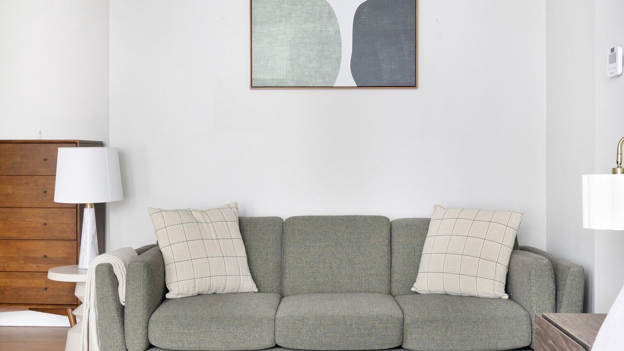 Photo of Livingroom in Downtown Boston