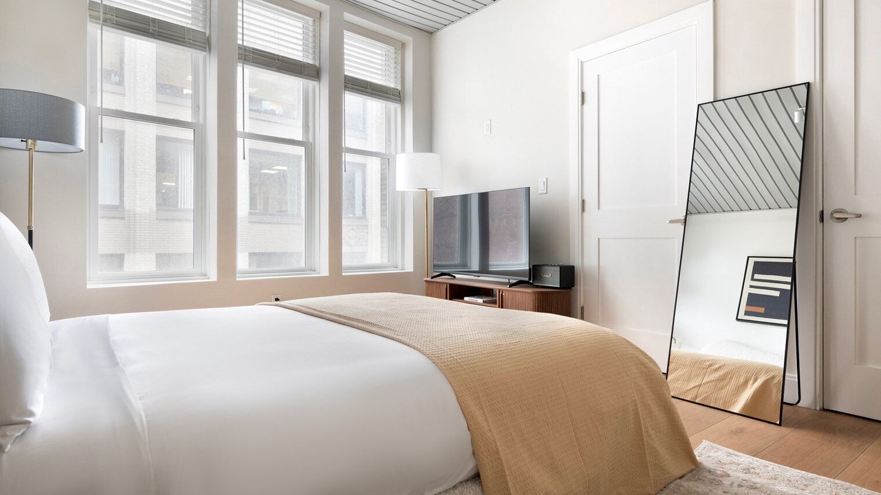 Photo of Bedroom in Downtown Boston