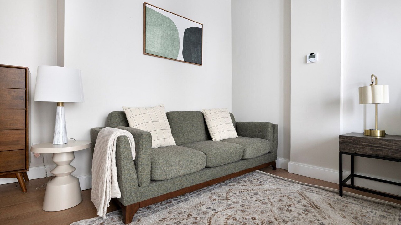 Photo of Livingroom in Downtown Boston