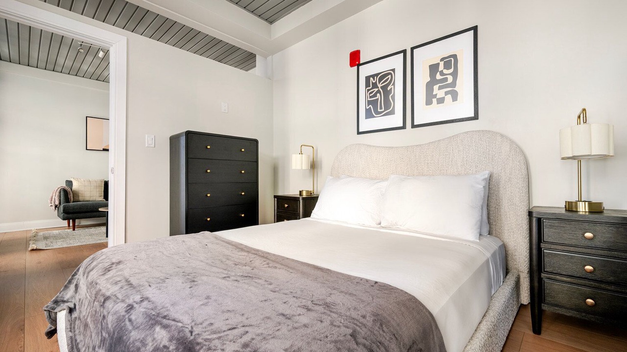 Photo of Bedroom in Downtown Boston