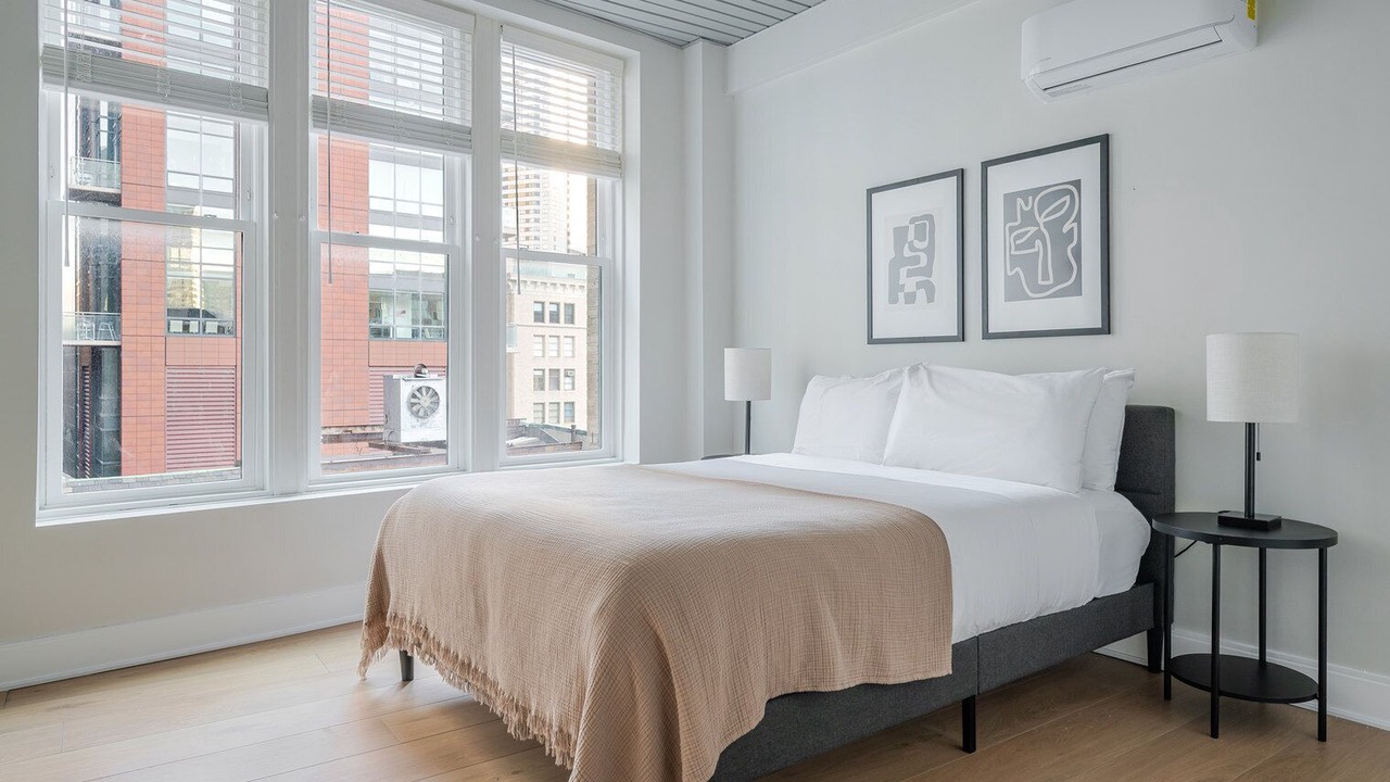 Photo of Bedroom in Downtown Boston