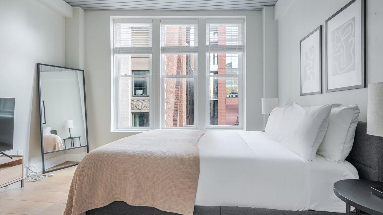 Photo of Bedroom in Downtown Boston